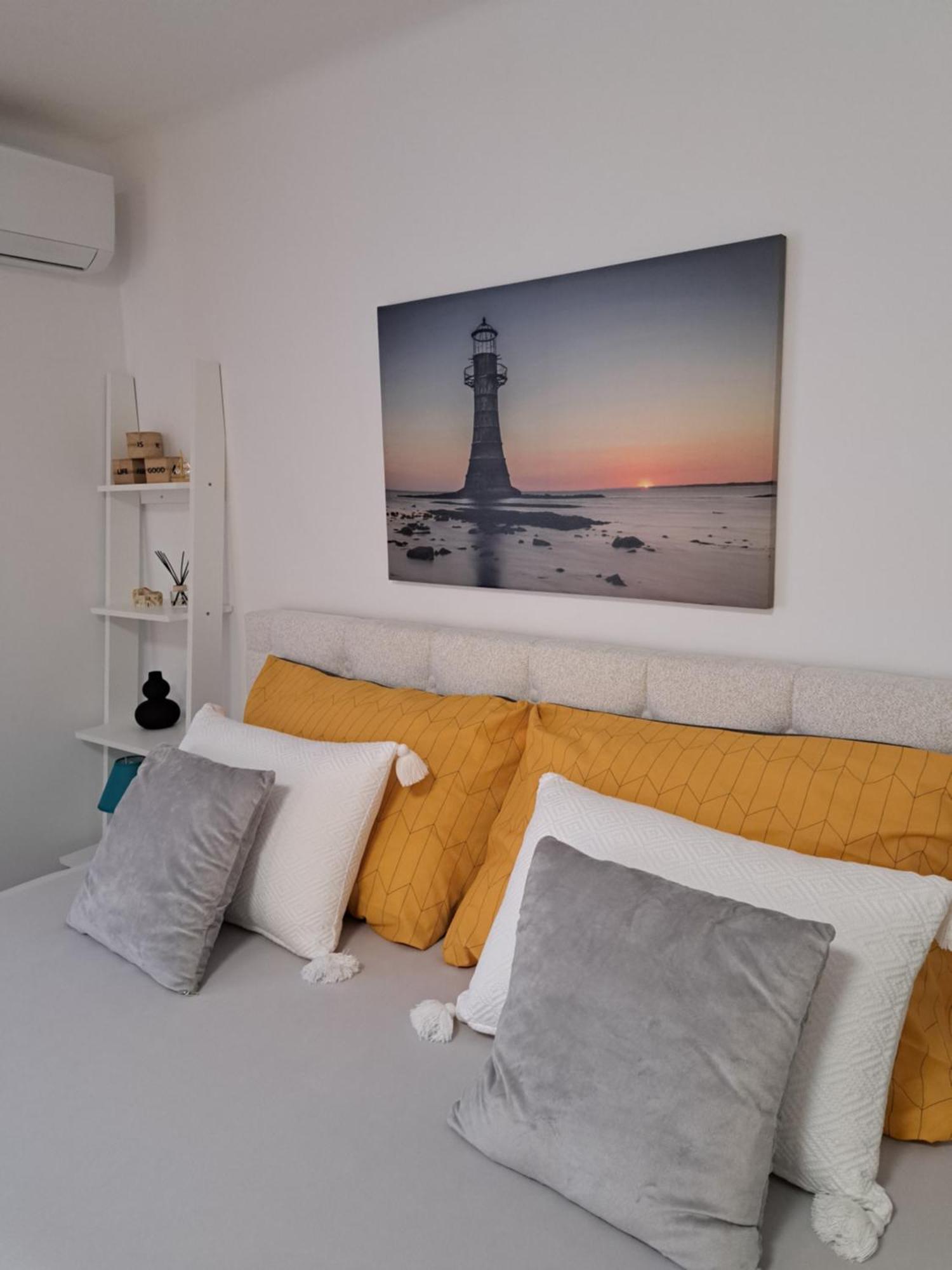 Kuca Za Odmor Eni **** Villa Šibenik Eksteriør billede